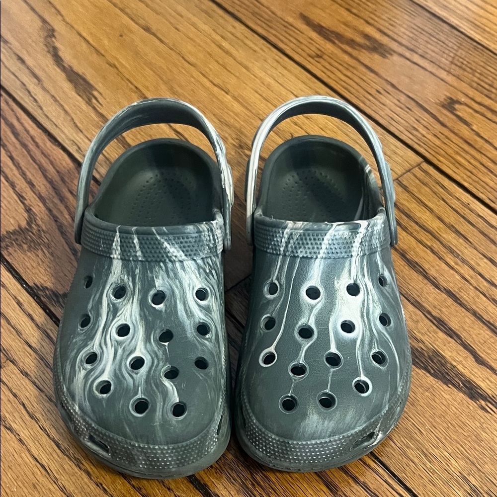 Kids Greenish Sandals - Picture 15 of 16